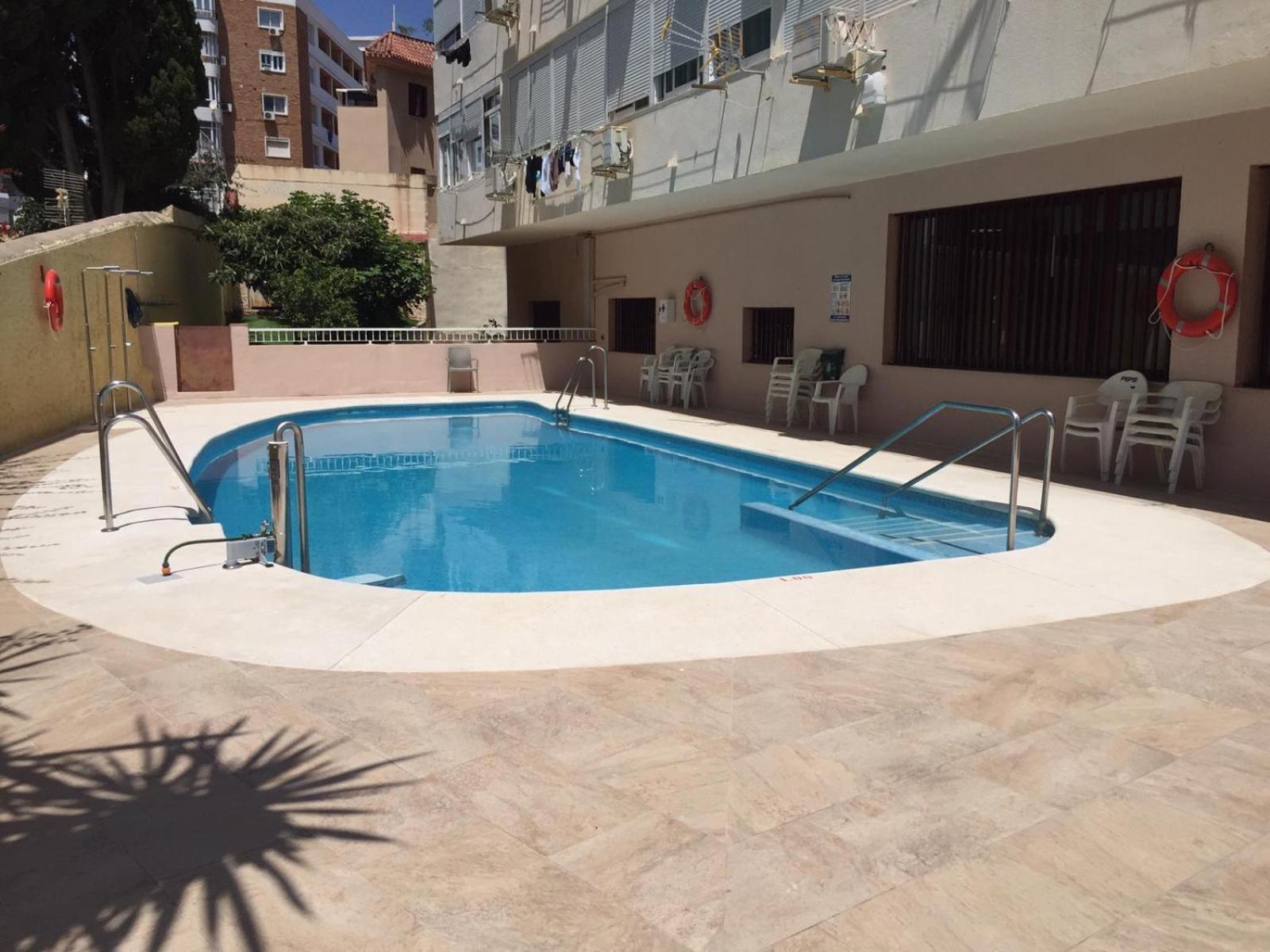 Apartamento En El Centro De ตอร์เรโมลิโนส ภายนอก รูปภาพ